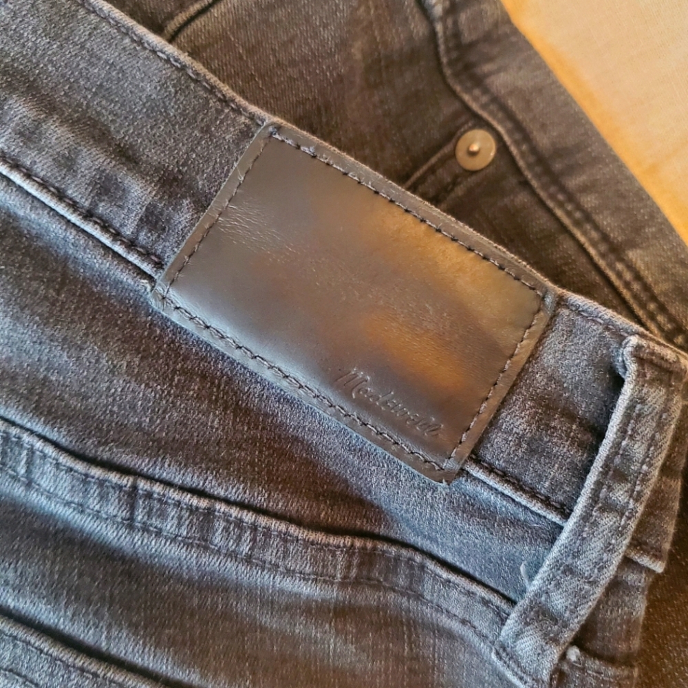 9" Rise Skinny Black Madewell jeans